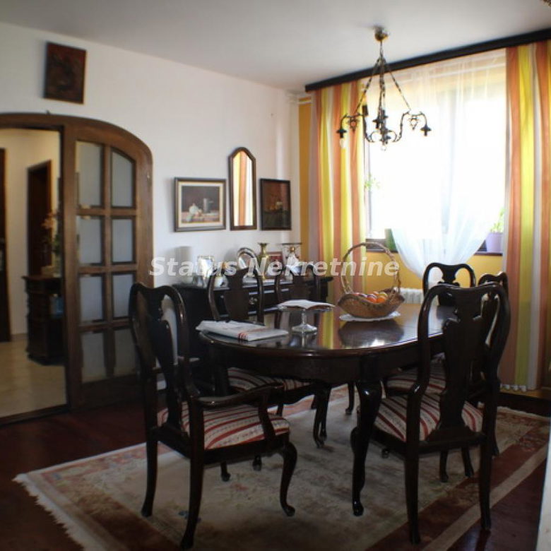 Kuća na prodaju, Petrovaradin, Novi Sad, 264m², 299.000 €