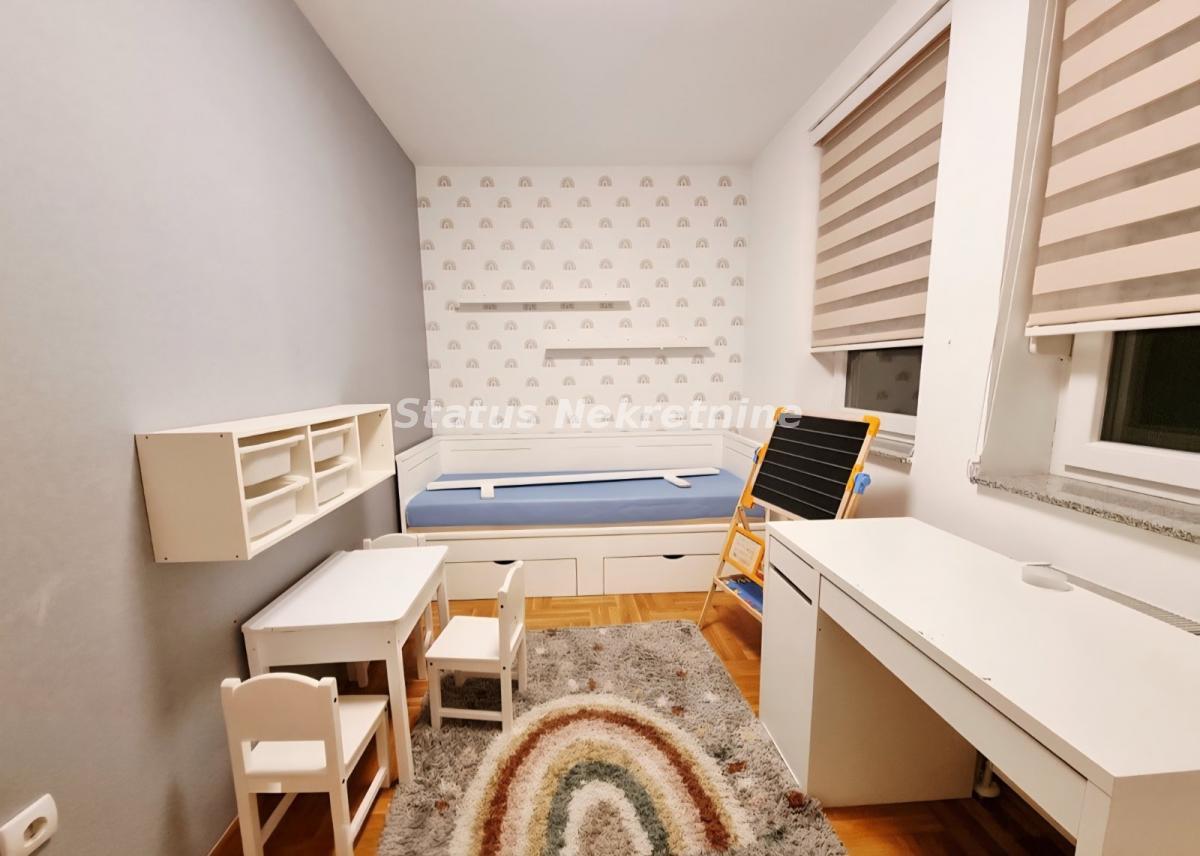 Trosoban stan na prodaju, Nova Detelinara, Novi Sad, 63m², 184.370 €