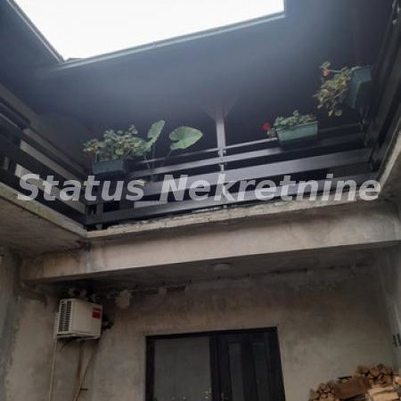 Kuća na prodaju, Futog, Novi Sad, 200m², 216.000 €