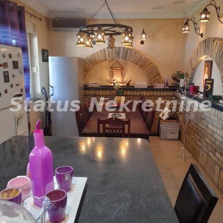 Kuća na prodaju, Adice, Novi Sad, 342m², 590.000 €