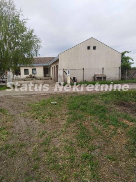 Kuća na prodaju, Čenej, Novi Sad, 295m², 566.500 €