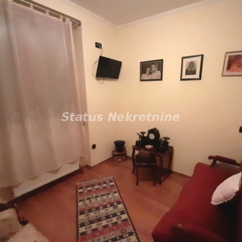 Trosoban stan na prodaju, Grbavica, Novi Sad, 54m², 184.650 €