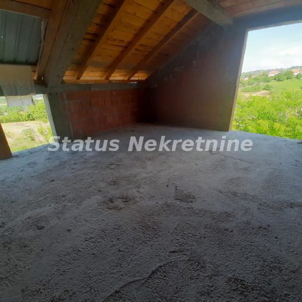 Kuća na prodaju, Ledinci, Novi Sad, 300m², 220.000 €
