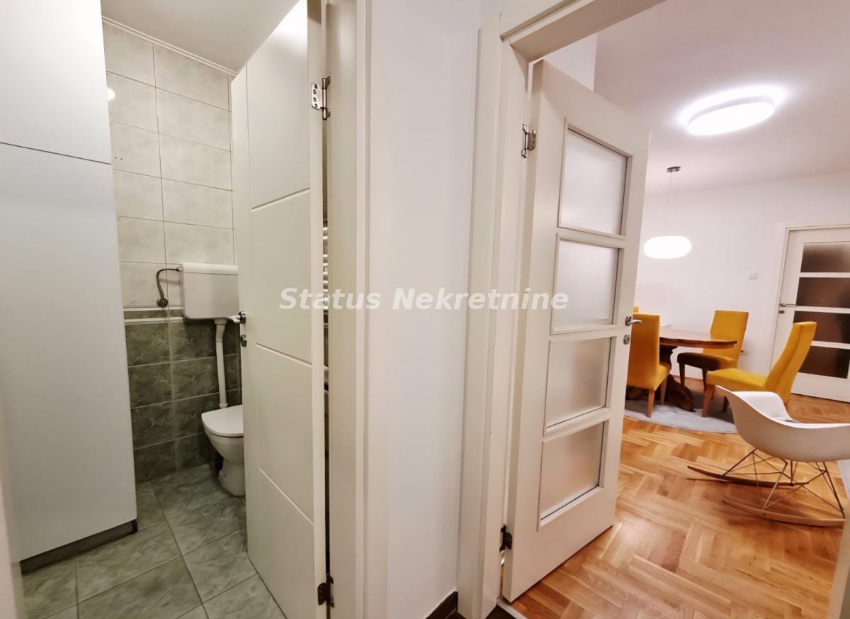 Trosoban stan na prodaju, Nova Detelinara, Novi Sad, 63m², 184.370 €