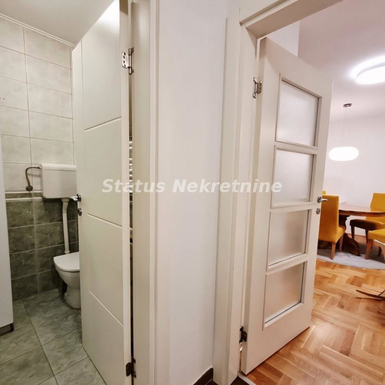 Trosoban stan na prodaju, Nova Detelinara, Novi Sad, 63m², 184.370 €