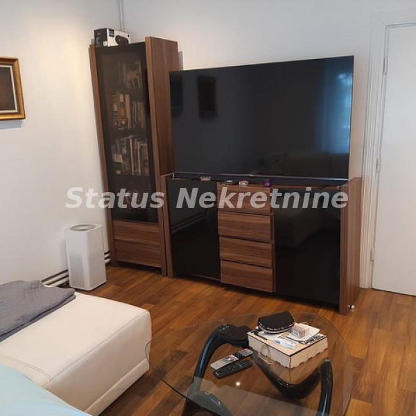 Kuća na prodaju, Salajka, Novi Sad, 157m², 350.000 €
