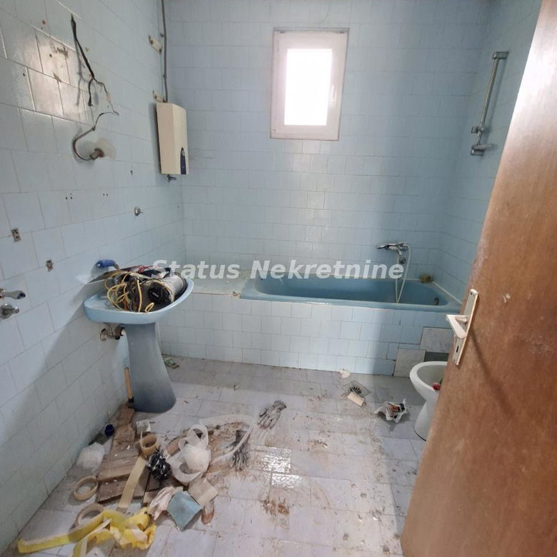 Kuća na prodaju, Futog, Novi Sad, 118m², 180.000 €