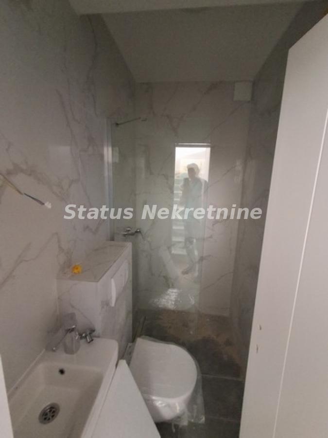 Četvorosoban stan na prodaju, Veternik, Novi Sad, 65m², 129.730 €