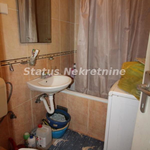 Trosoban stan na prodaju, Nova Detelinara, Novi Sad, 54m², 144.200 €