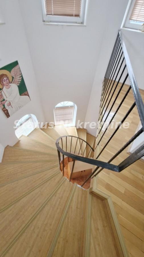 Kuća na prodaju, Sremska Kamenica, Novi Sad, 338m², 721.000 €