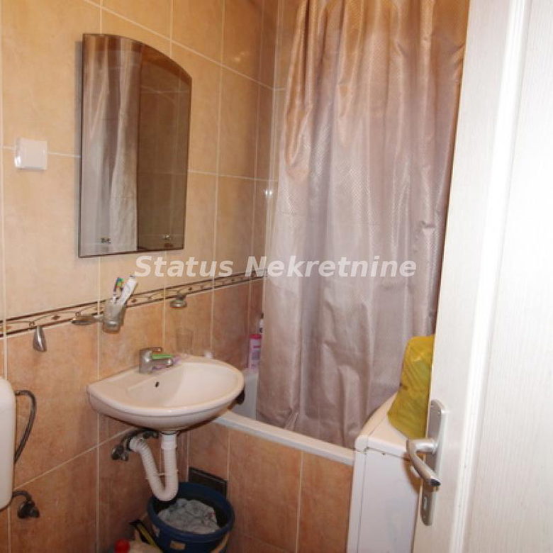 Trosoban stan na prodaju, Nova Detelinara, Novi Sad, 54m², 144.200 €