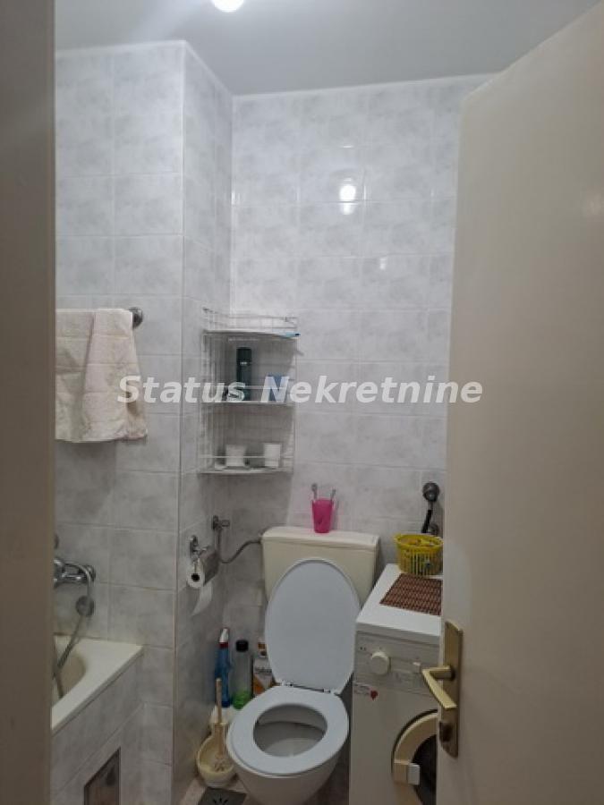 Jednosoban stan na prodaju, Novo Naselje, Novi Sad, 34m², 84.460 €