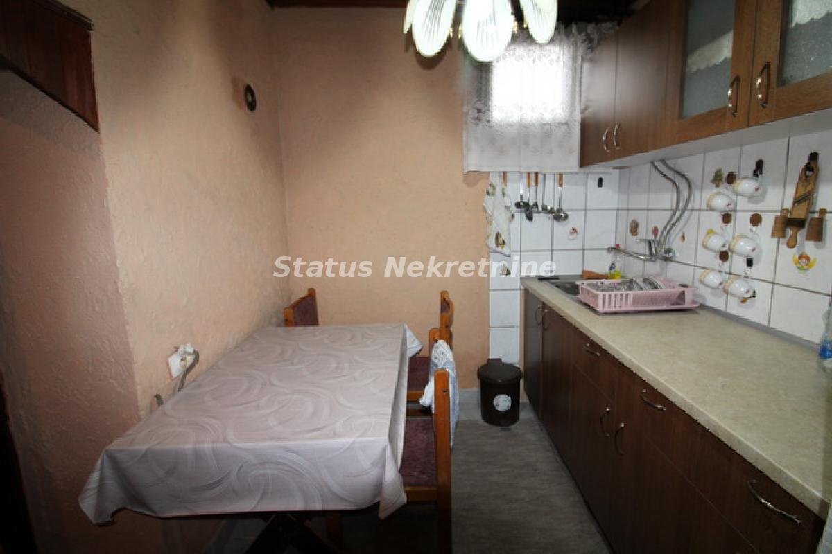 Kuća na prodaju, Titel, 115m², 47.500 €