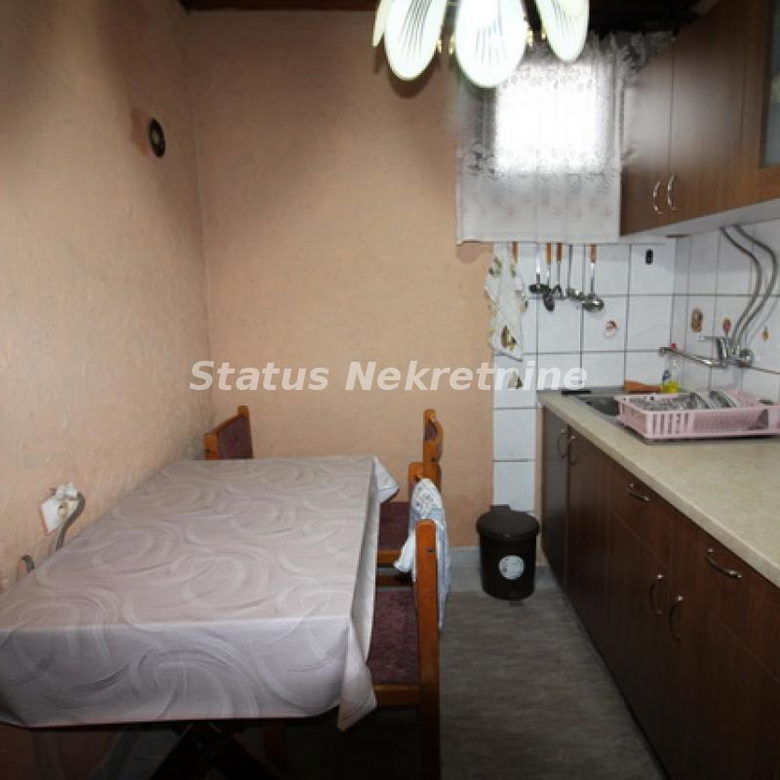 Kuća na prodaju, Titel, 115m², 47.500 €