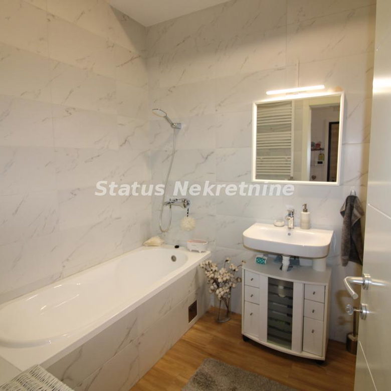 Četvorosoban stan na prodaju, Telep, Novi Sad, 155m², 473.800 €