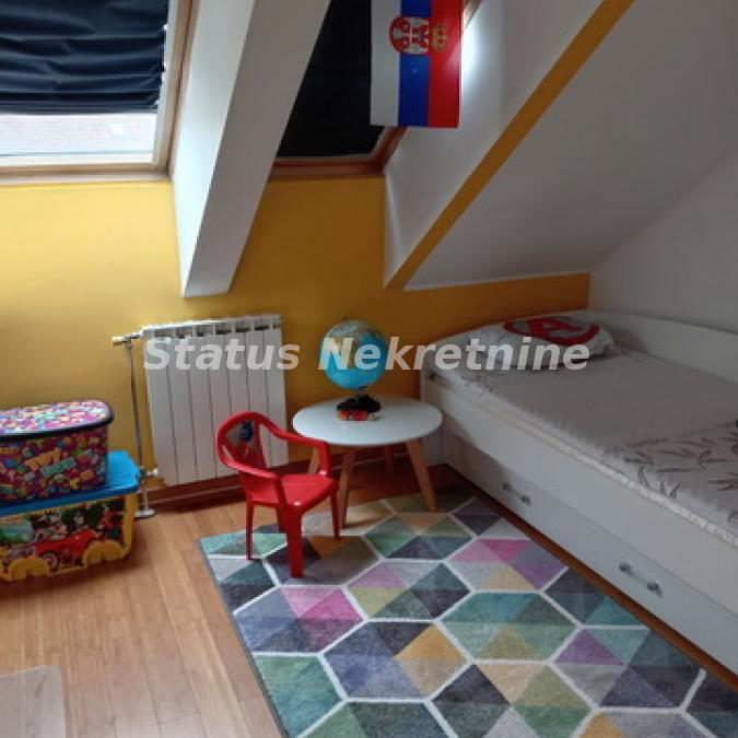 Četvorosoban stan na prodaju, Grbavica, Novi Sad, 96m², 355.000 €