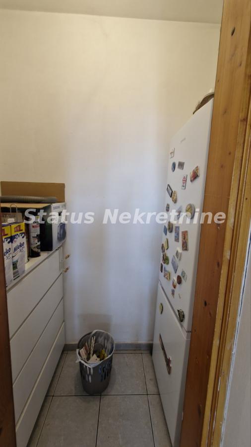 Trosoban stan na prodaju, Nova Detelinara, Novi Sad, 68m², 190.000 €