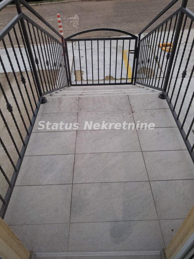 actionimagesite31agencystatusimg6zcu4kgs70-viber-slika-2025-12-22-12-22-20-840 Troiposoban stan za izdavanje, Sremska Kamenica, Novi Sad, 66m², 400 €/mes