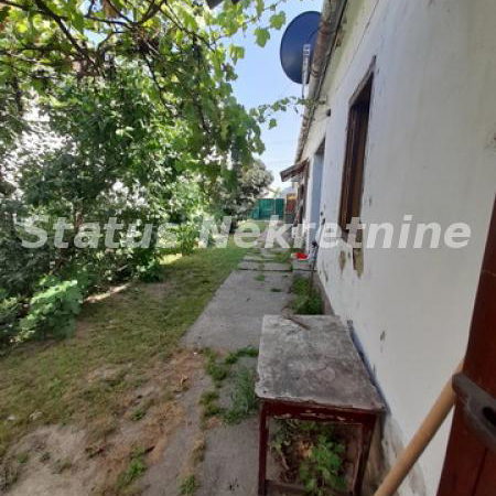 Kuća na prodaju, Inđija, 155m², 56.650 €
