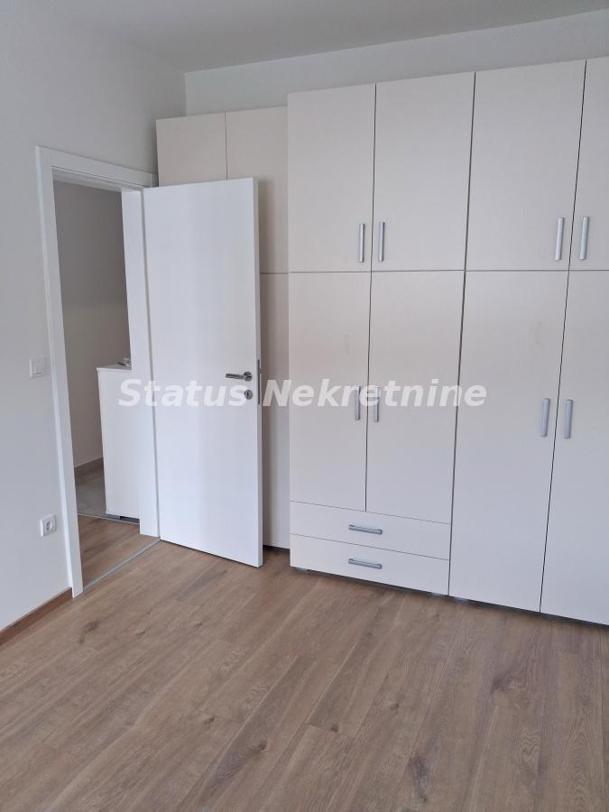 Višesoban stan na prodaju, Adamovićevo Naselje, Novi Sad, 129m², 378.700 €