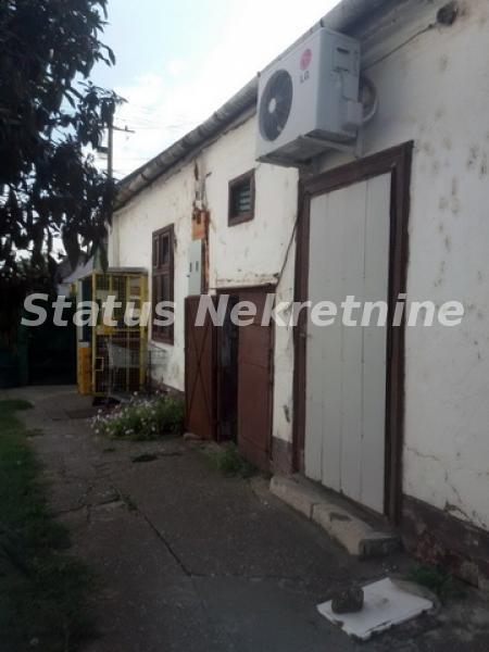 Kuća na prodaju, Inđija, 155m², 56.650 €