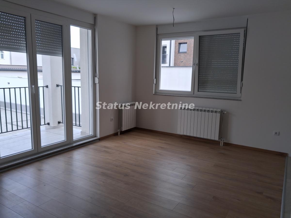 Višesoban stan na prodaju, Adamovićevo Naselje, Novi Sad, 129m², 378.700 €