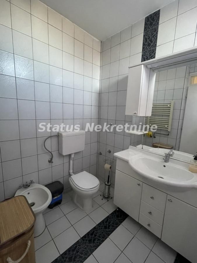 Kuća za izdavanje, Telep, Novi Sad, 320m², 2.200 €/mes