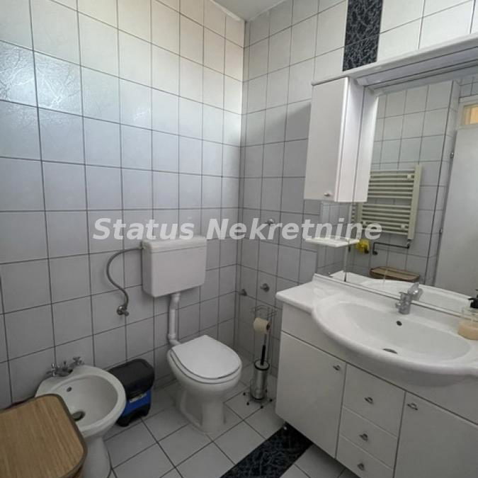 Kuća za izdavanje, Telep, Novi Sad, 320m², 2.200 €/mes