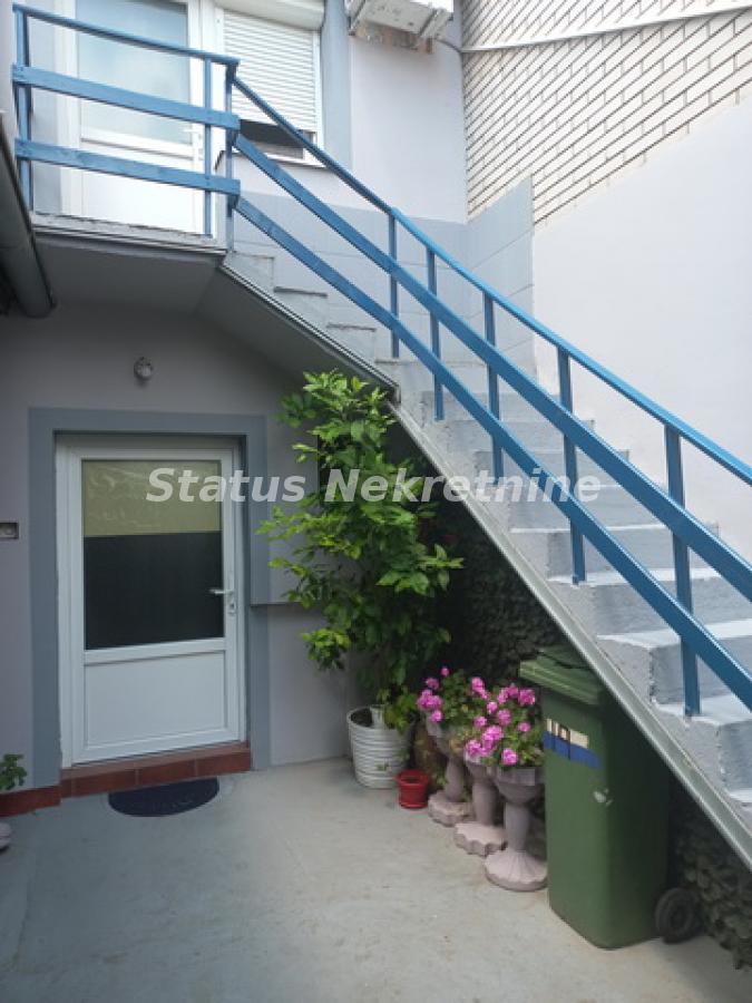 Kuća na prodaju, Salajka, Novi Sad, 170m², 350.000 €