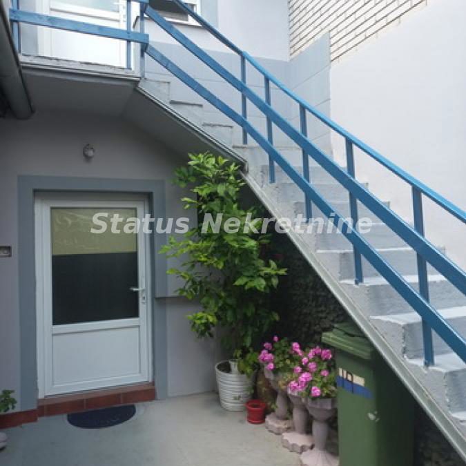 Kuća na prodaju, Salajka, Novi Sad, 170m², 350.000 €