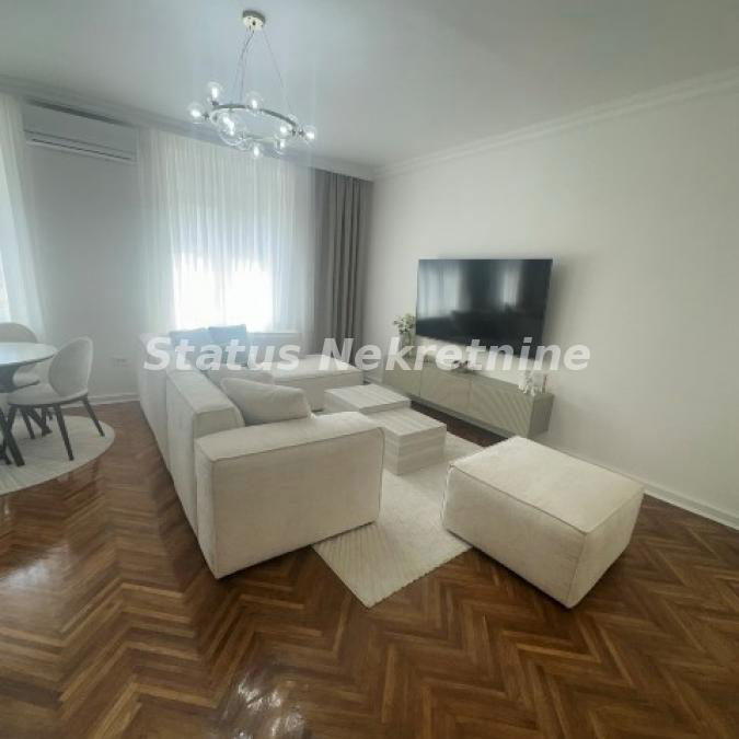 Trosoban stan na prodaju, Centar, Novi Sad, 78m², 243.000 €