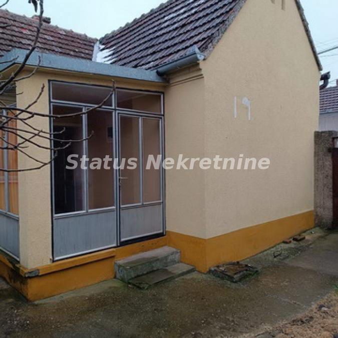 Kuća na prodaju, Šid, 122m², 62.000 €