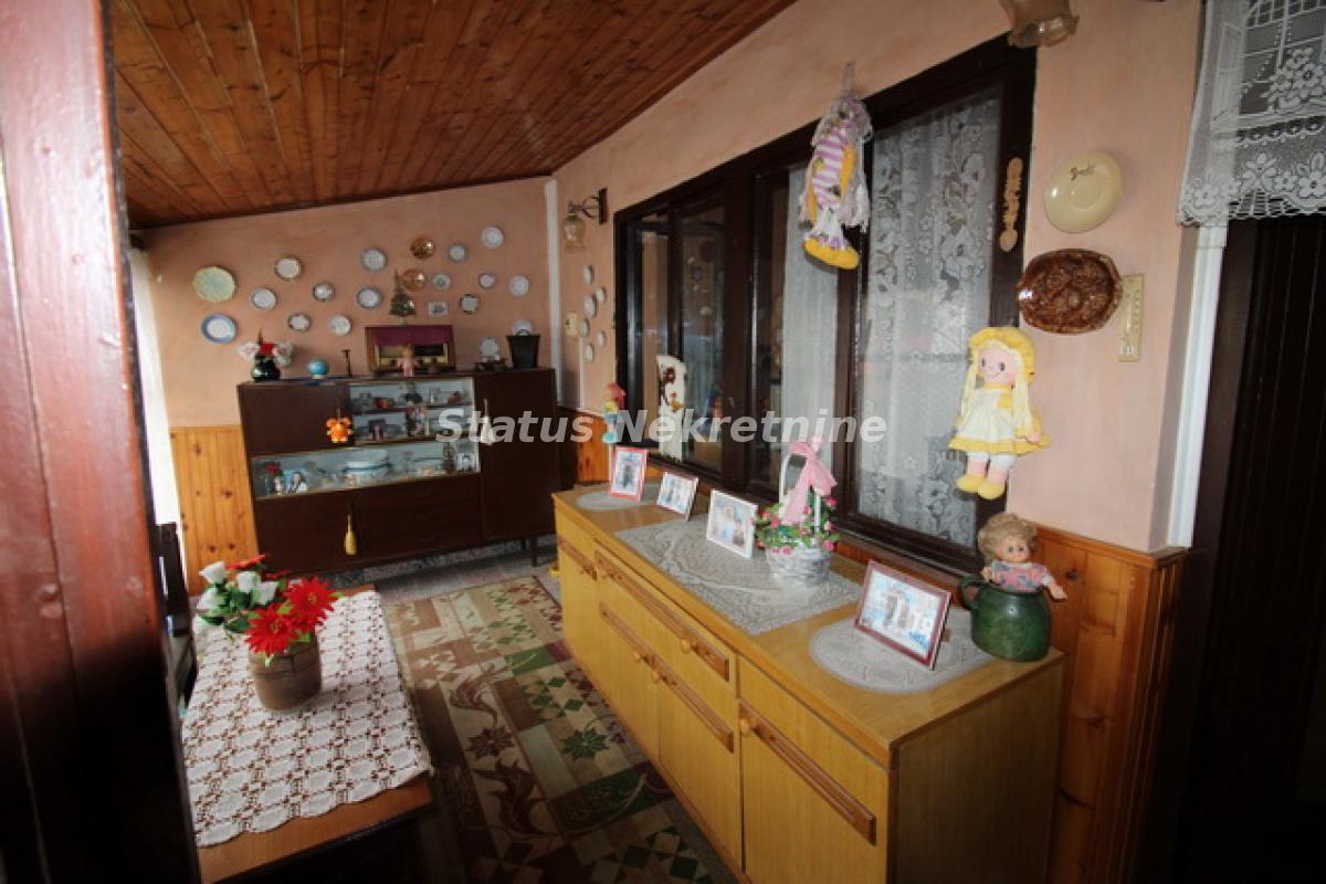 Kuća na prodaju, Titel, 115m², 47.500 €