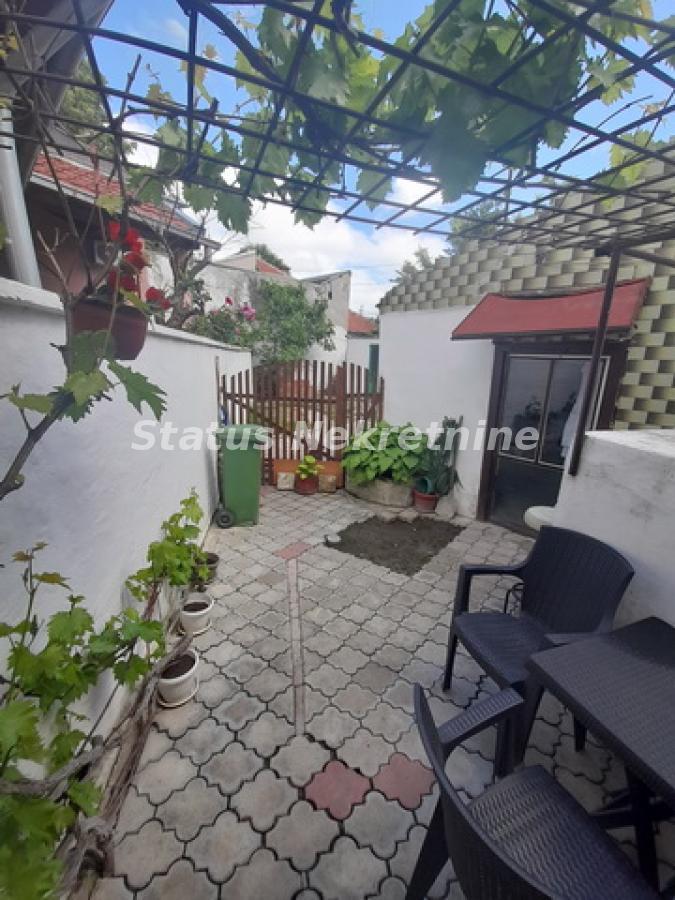 Kuća na prodaju, Podbara, Novi Sad, 340m², 793.100 €