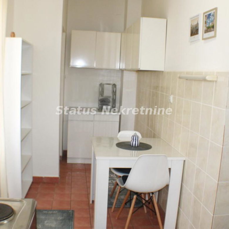 Trosoban stan na prodaju, Zrenjanin, 67m², 68.000 €
