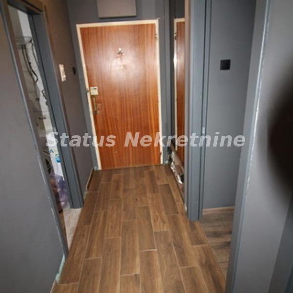Dvosoban stan na prodaju, Bulevar Oslobođenja, Novi Sad, 63m², 160.500 €