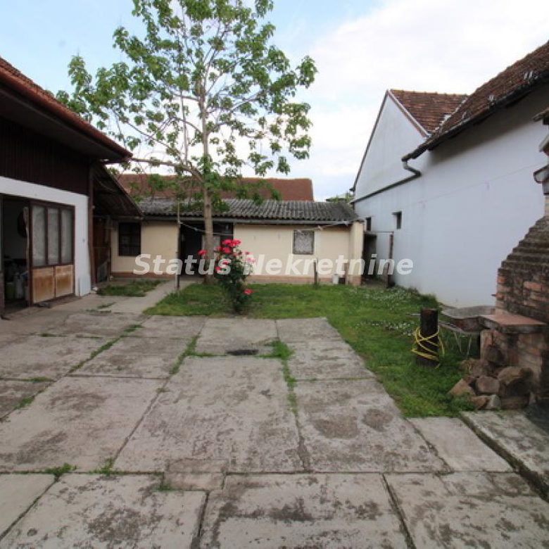 Kuća na prodaju, Temerin, 229m², 168.000 €