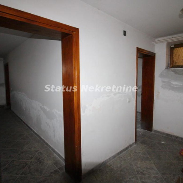Kuća na prodaju, Temerin, 420m², 262.650 €