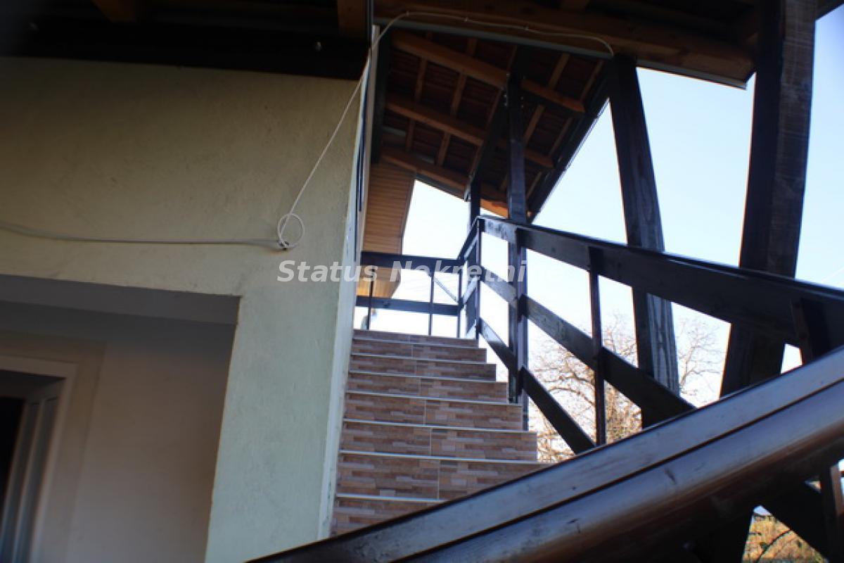 Kuća na prodaju, Inđija, 79m², 77.250 €