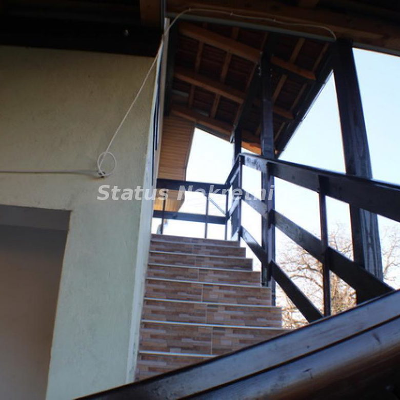 Kuća na prodaju, Inđija, 79m², 77.250 €