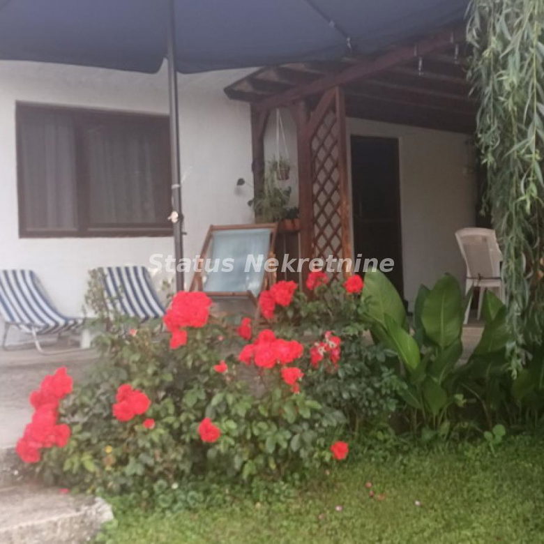 Kuća na prodaju, Sremska Kamenica, Novi Sad, 92m², 149.350 €