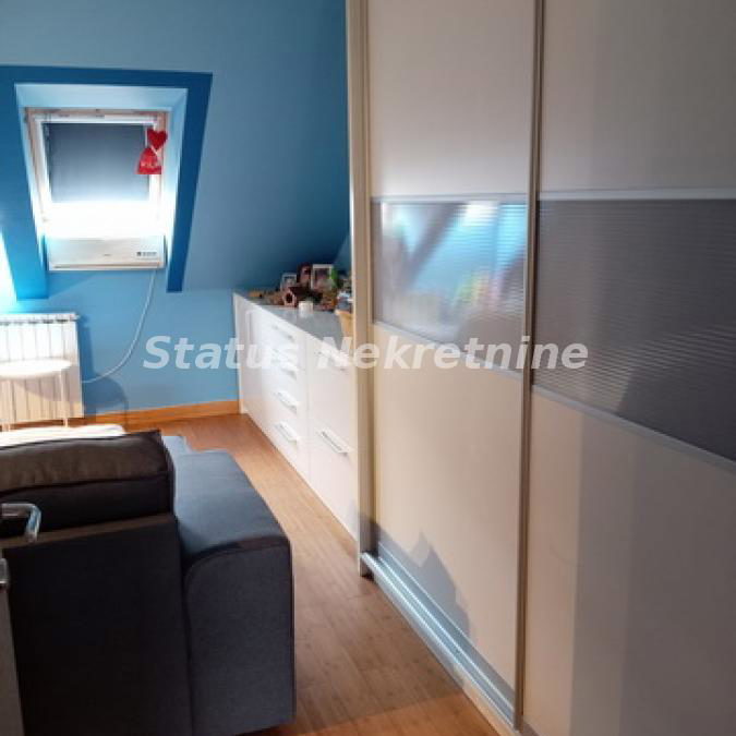Četvorosoban stan na prodaju, Grbavica, Novi Sad, 96m², 355.000 €