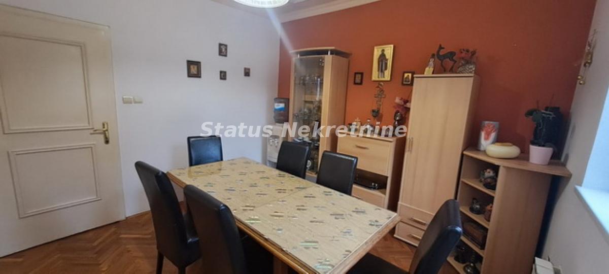 Kuća na prodaju, Petrovaradin, Novi Sad, 348m², 495.000 €