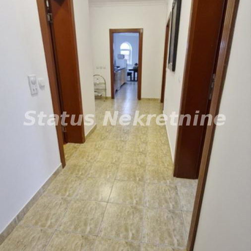 Kuća na prodaju, Sremska Kamenica, Novi Sad, 338m², 721.000 €