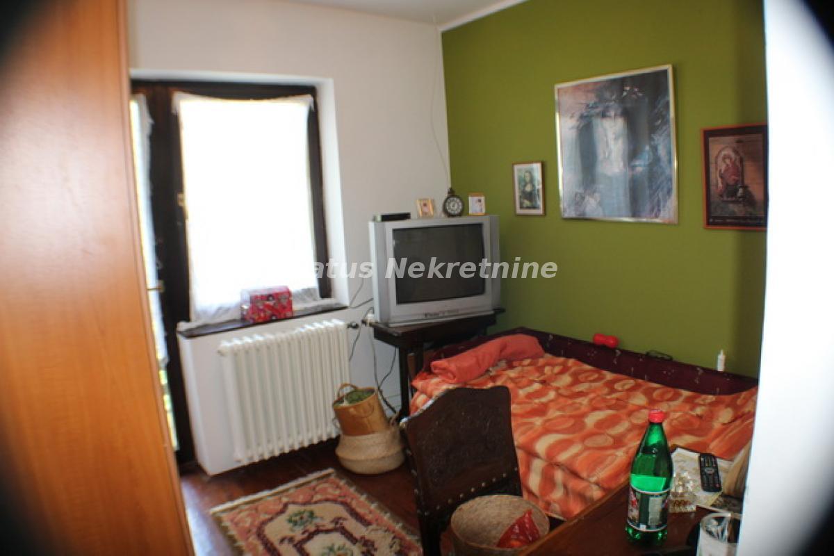 Kuća na prodaju, Petrovaradin, Novi Sad, 264m², 299.000 €