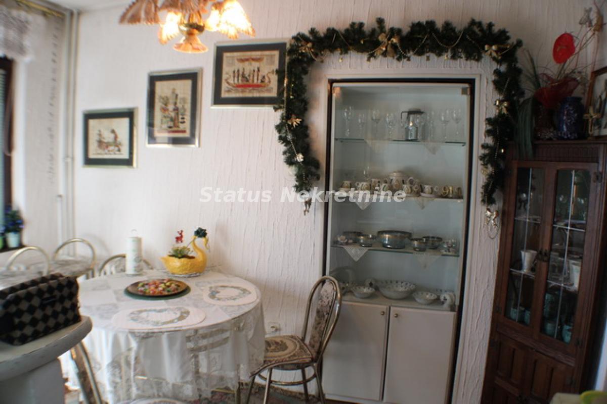 Dvosoban stan na prodaju, Novo Naselje, Novi Sad, 64m², 144.200 €