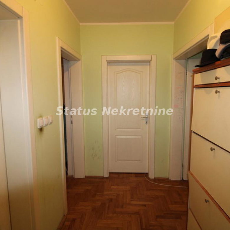 Trosoban stan na prodaju, Nova Detelinara, Novi Sad, 54m², 144.200 €