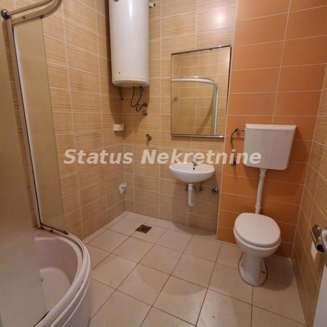 Troiposoban stan na prodaju, Titel, 72m², 61.800 €