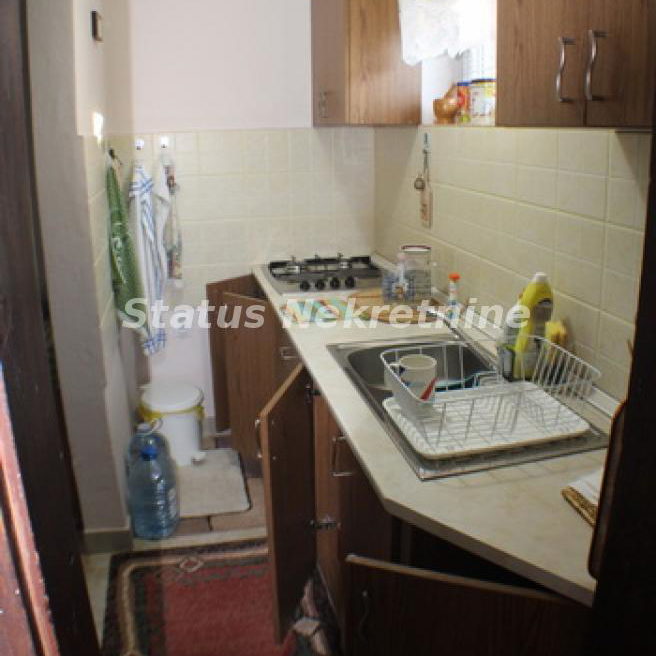 Kuća na prodaju, Inđija, 79m², 77.250 €