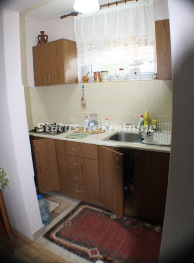 Kuća na prodaju, Inđija, 79m², 77.250 €